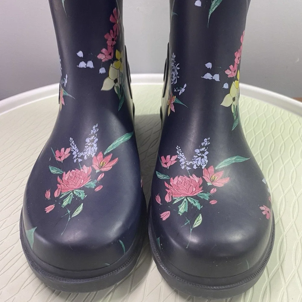 A‎ New Day Women's Navy Blue/Amalee Pull On Rubber Rain Boots Size 6. Tall